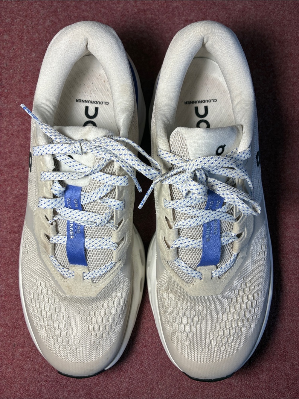 ON RUNNING Cloudrunner Performance Active Shoes - Picture 5 of 16